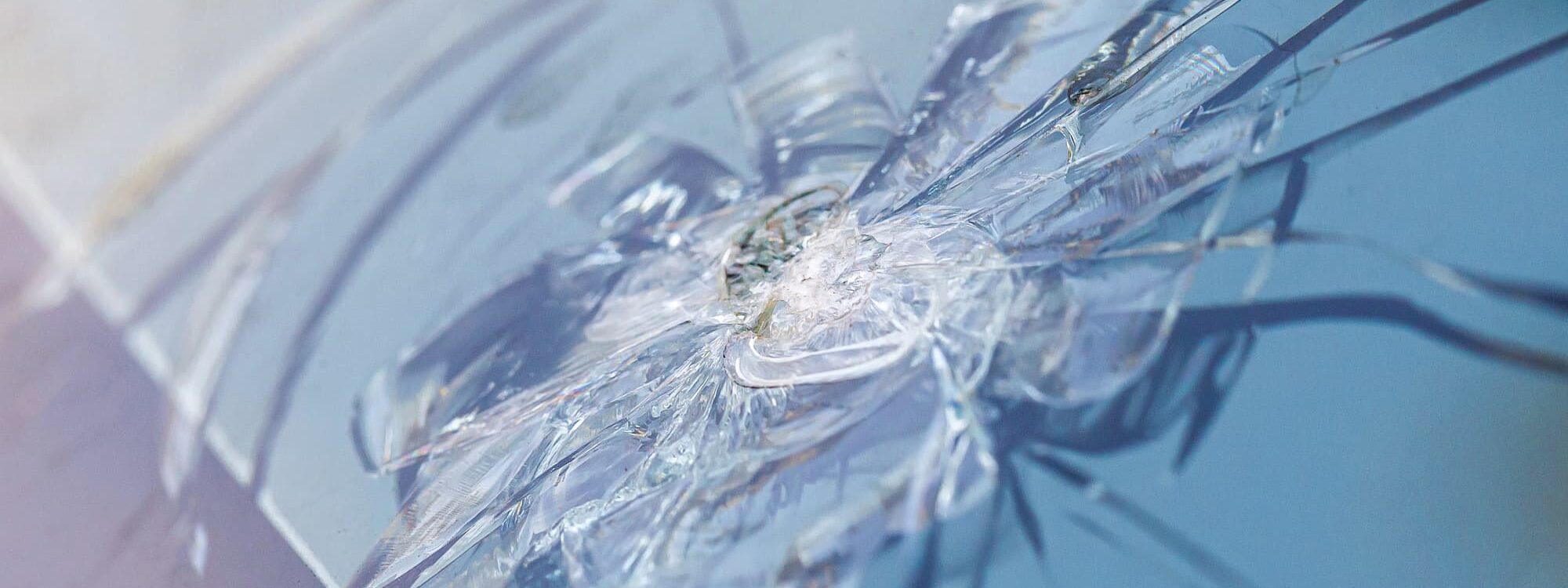 REPARATION_PARE_BRISE1 2000X750 | Alsa pare-brise Réparation des impacts sur votre pare-brise à domicile par un expert aux alentours de Strasbourg et Colmar Ostwald